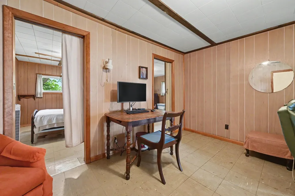 45296 15th Avenue Bloomingdale Township MI 49026