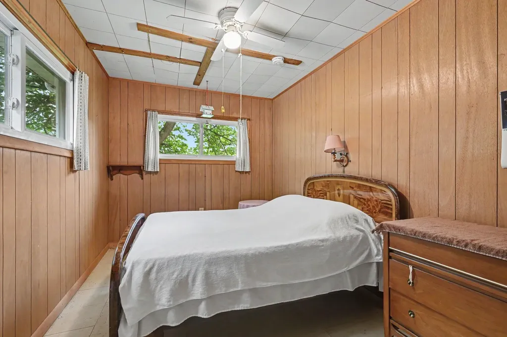 45296 15th Avenue Bloomingdale Township MI 49026