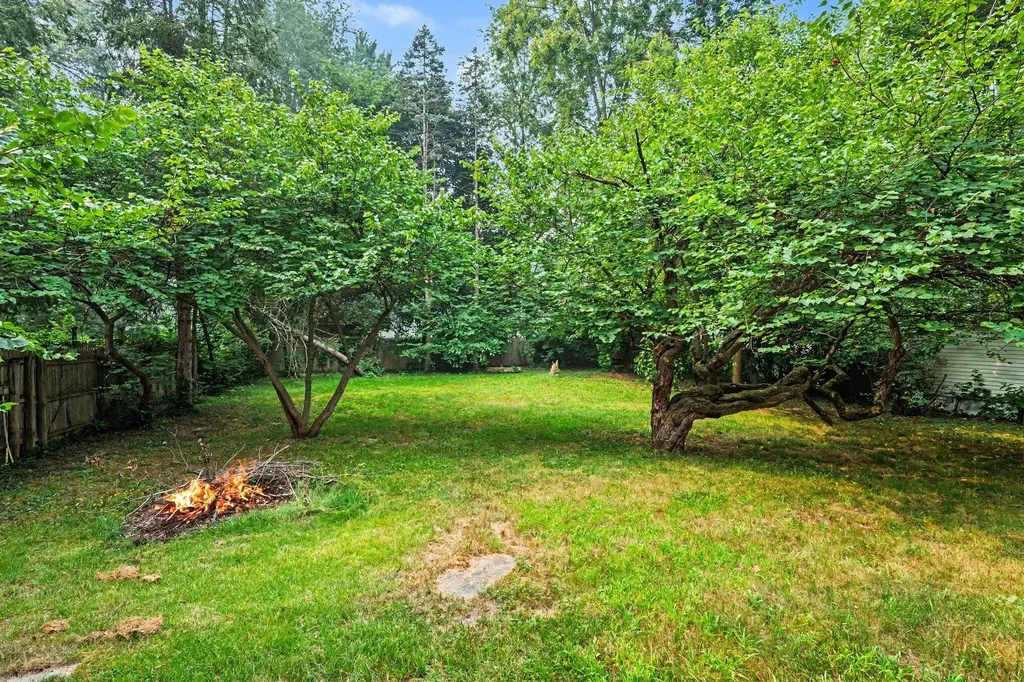 1050 Bloomfield Avenue Gun Plain Township MI 49080