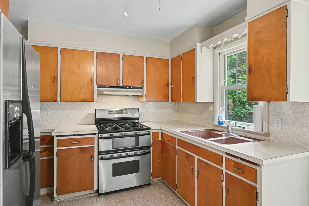1050 Bloomfield Avenue Gun Plain Township MI 49080