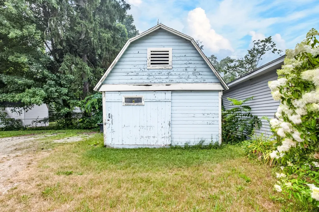 175 Allegan Street Plainwell City MI 49080