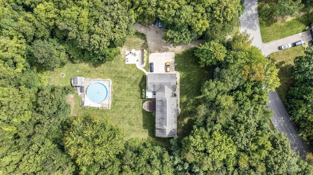 5856 Windingwood Drive Oshtemo Charter Township MI 49009