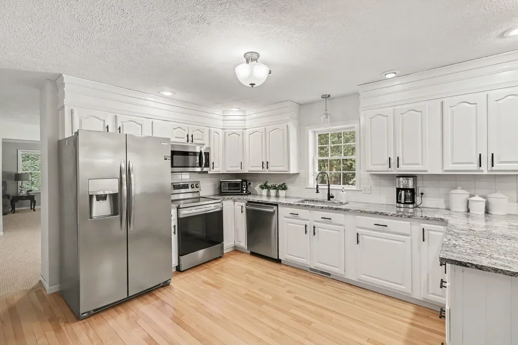 5856 Windingwood Drive Oshtemo Charter Township MI 49009
