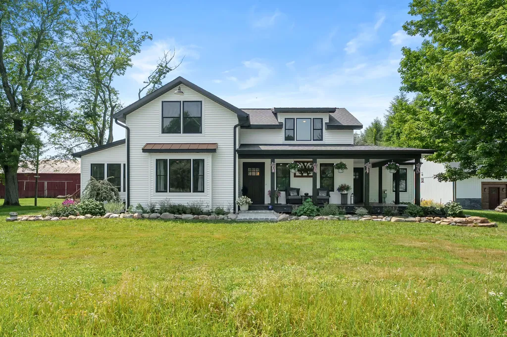 3386 S 38th Street Charleston Township MI 49034