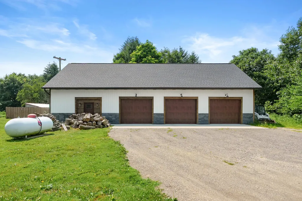 3386 S 38th Street Charleston Township MI 49034