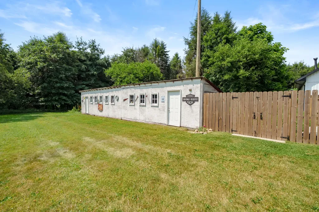 3386 S 38th Street Charleston Township MI 49034
