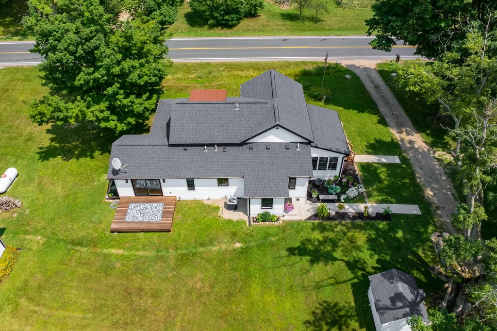 3386 S 38th Street Charleston Township MI 49034