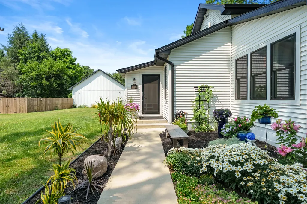 3386 S 38th Street Charleston Township MI 49034