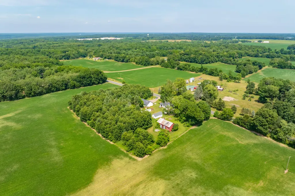3386 S 38th Street Charleston Township MI 49034