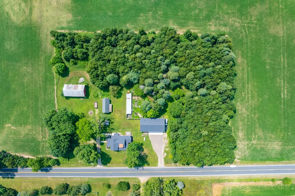 3386 S 38th Street Charleston Township MI 49034