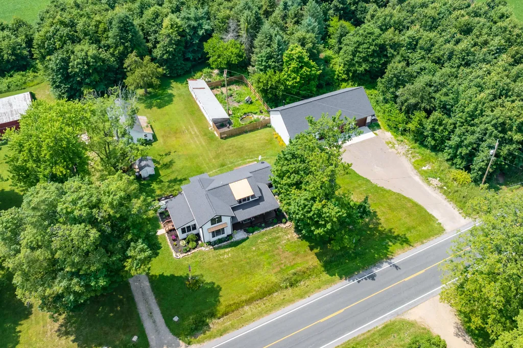 3386 S 38th Street Charleston Township MI 49034