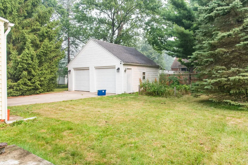 420 Evelyn Avenue Kalamazoo City MI 49001