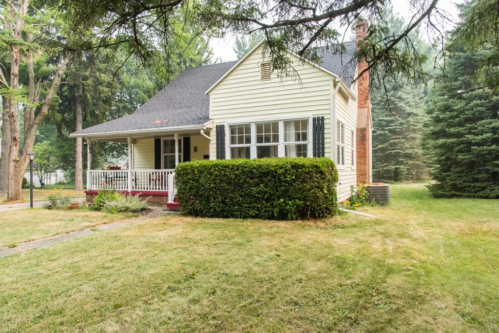 420 Evelyn Avenue Kalamazoo City MI 49001