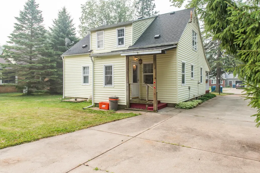 420 Evelyn Avenue Kalamazoo City MI 49001