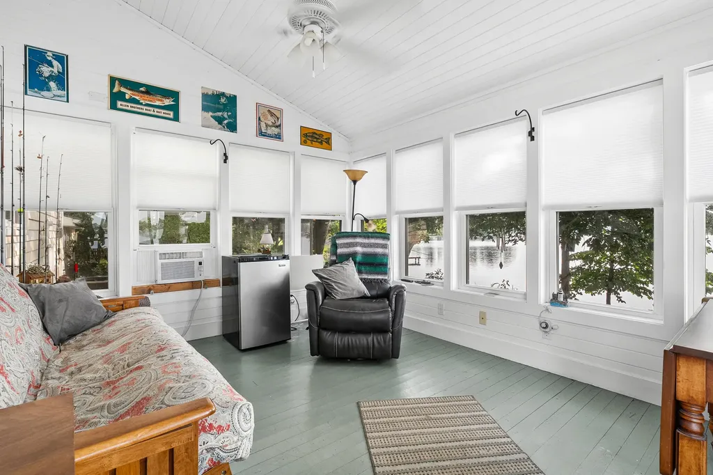 12101 Oakridge Road Prairieville Township MI 49080