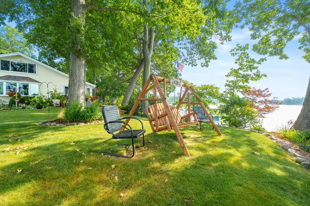 12101 Oakridge Road Prairieville Township MI 49080