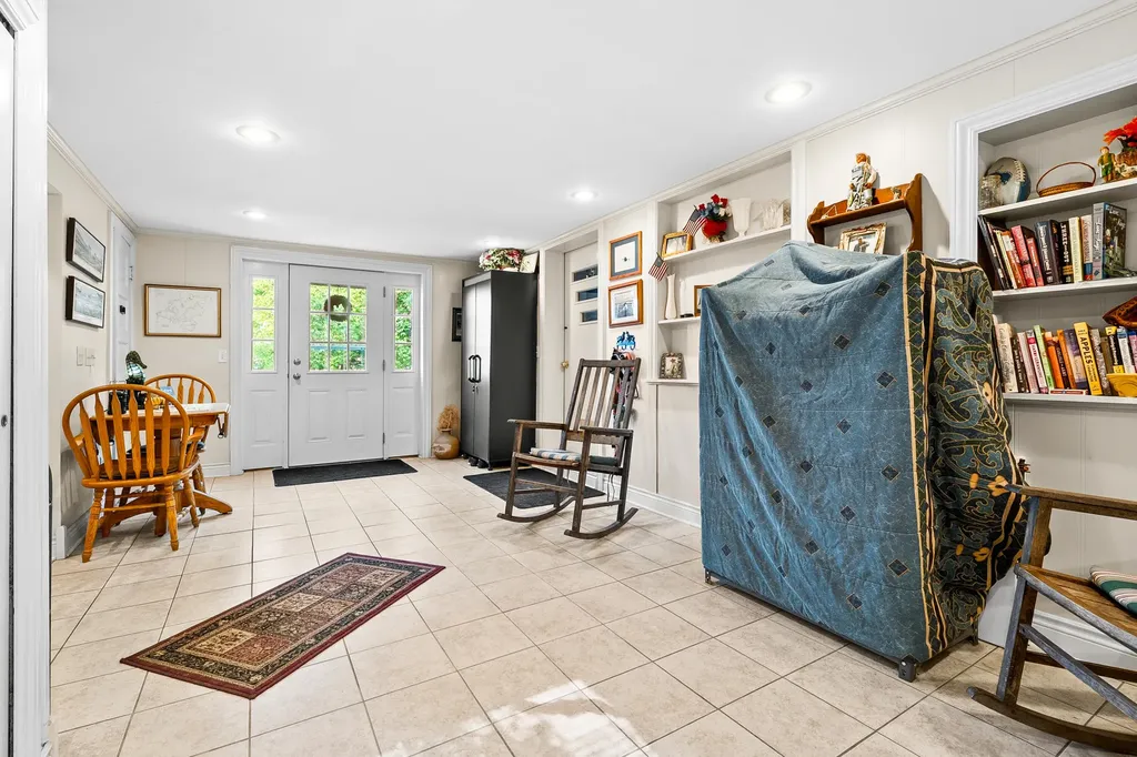 12101 Oakridge Road Prairieville Township MI 49080
