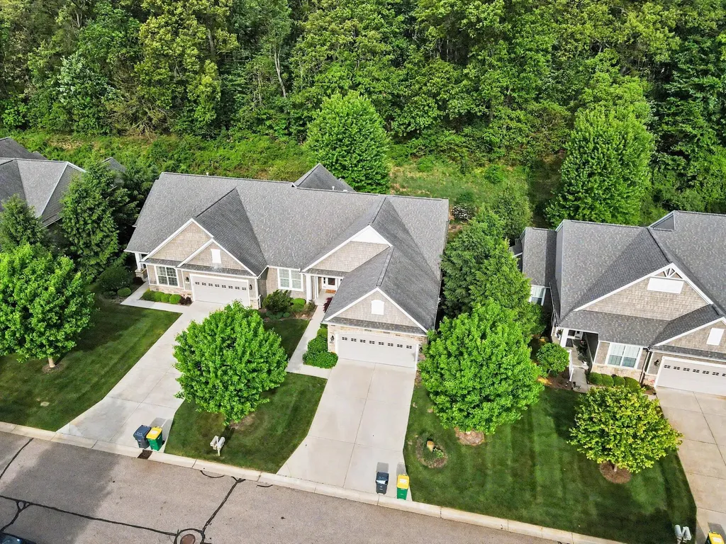 8888 Oakland Hills Circle Portage City MI 49024
