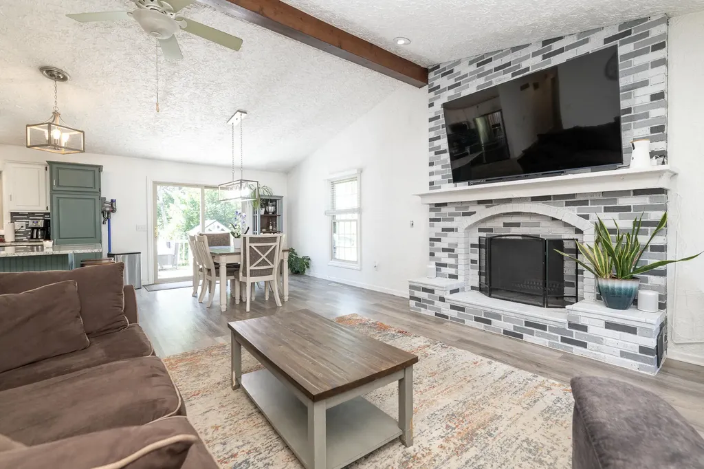 23103 Prairie View Court Almena Township MI 49071