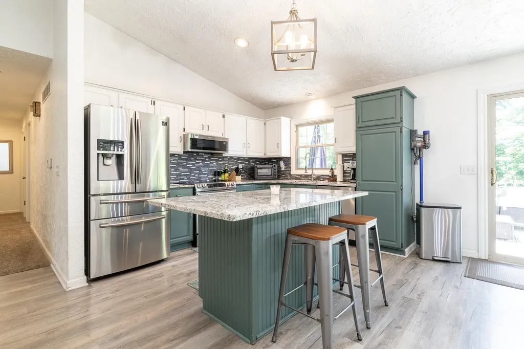 23103 Prairie View Court Almena Township MI 49071