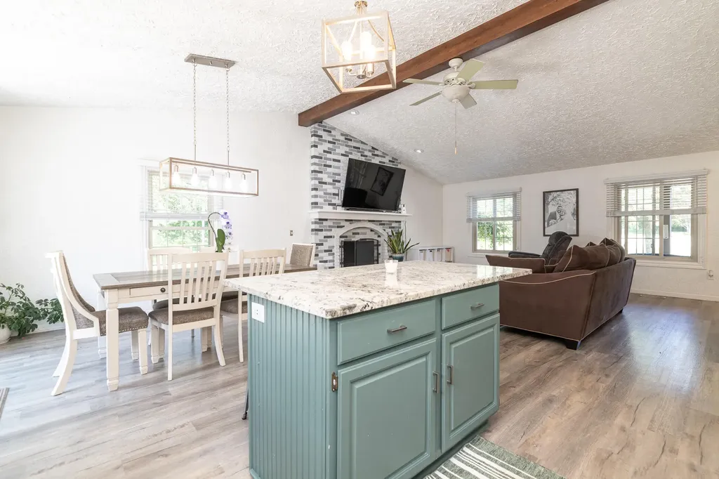 23103 Prairie View Court Almena Township MI 49071