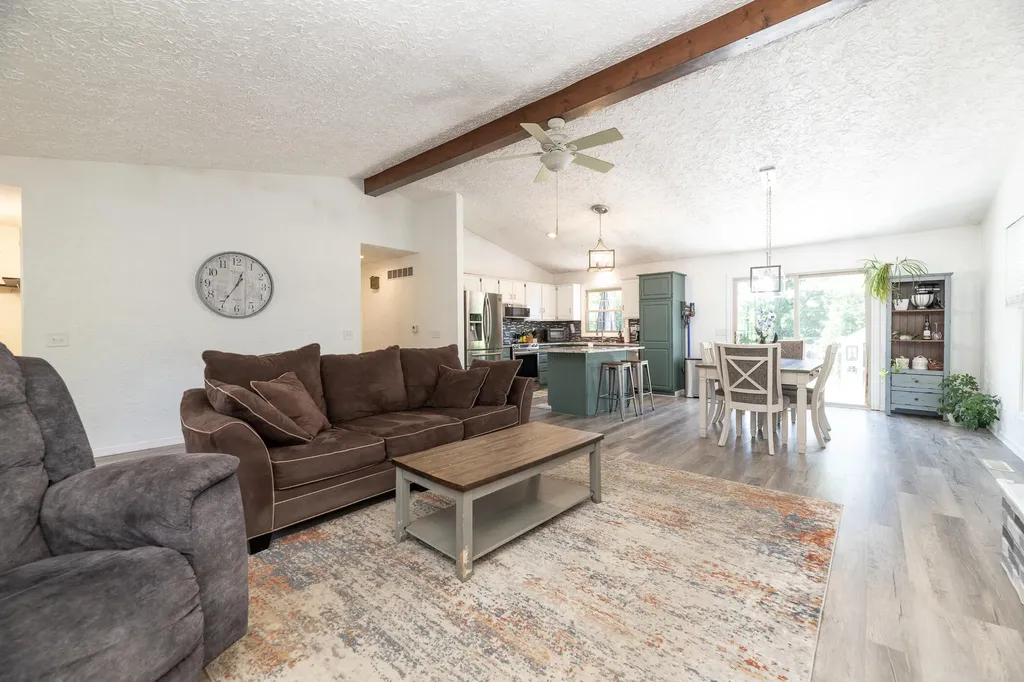 23103 Prairie View Court Almena Township MI 49071