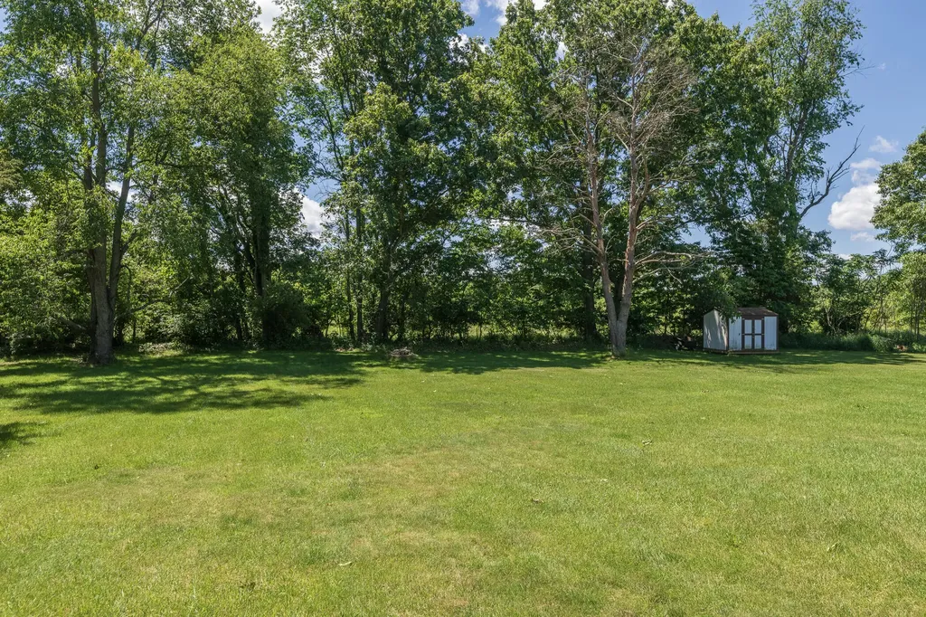 23103 Prairie View Court Almena Township MI 49071