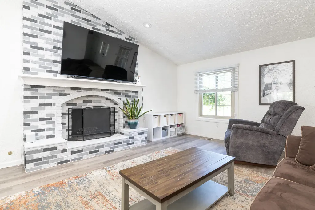 23103 Prairie View Court Almena Township MI 49071