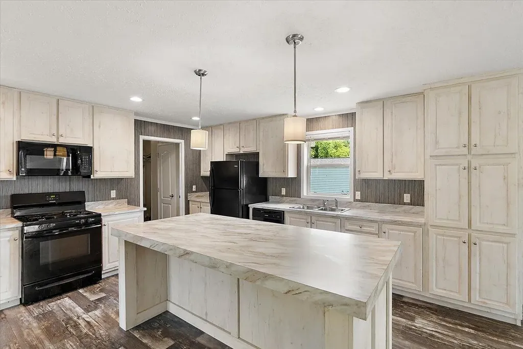 7422 Woods Edge Drive NE Plainfield Charter Township MI 49306