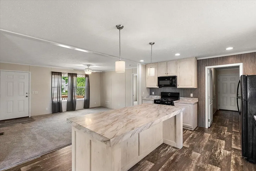 7422 Woods Edge Drive NE Plainfield Charter Township MI 49306