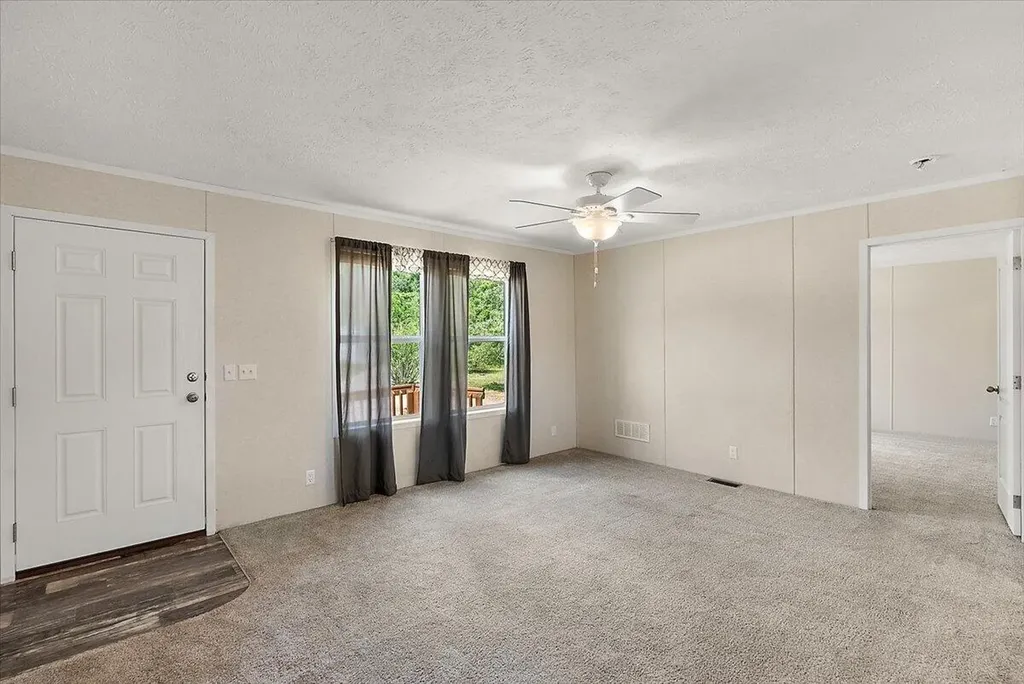 7422 Woods Edge Drive NE Plainfield Charter Township MI 49306