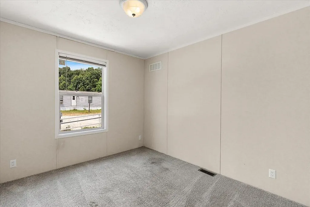 7422 Woods Edge Drive NE Plainfield Charter Township MI 49306
