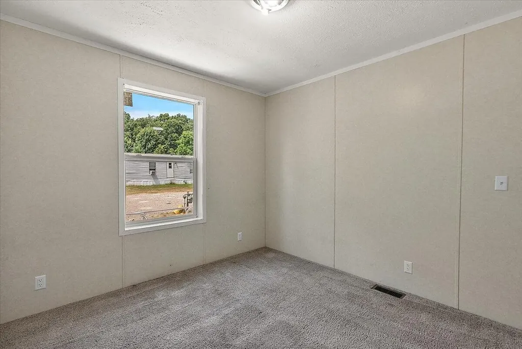 7422 Woods Edge Drive NE Plainfield Charter Township MI 49306