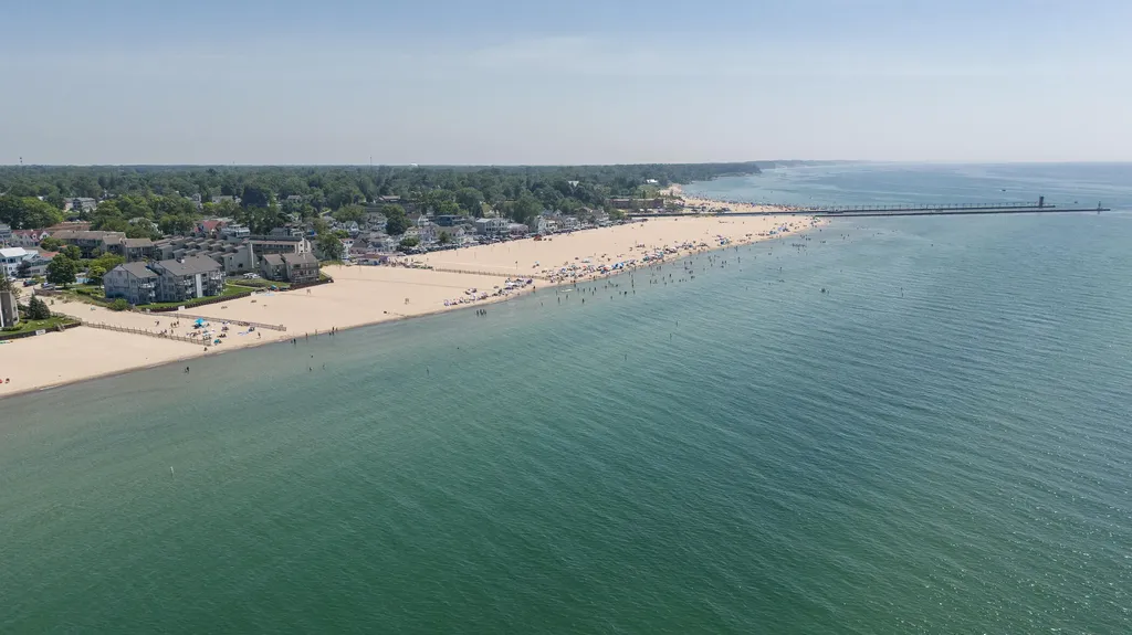 223 N Shore Drive South Haven City MI 49090