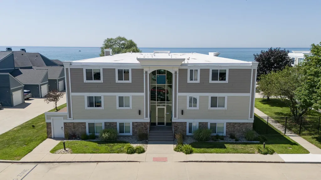 223 N Shore Drive South Haven City MI 49090