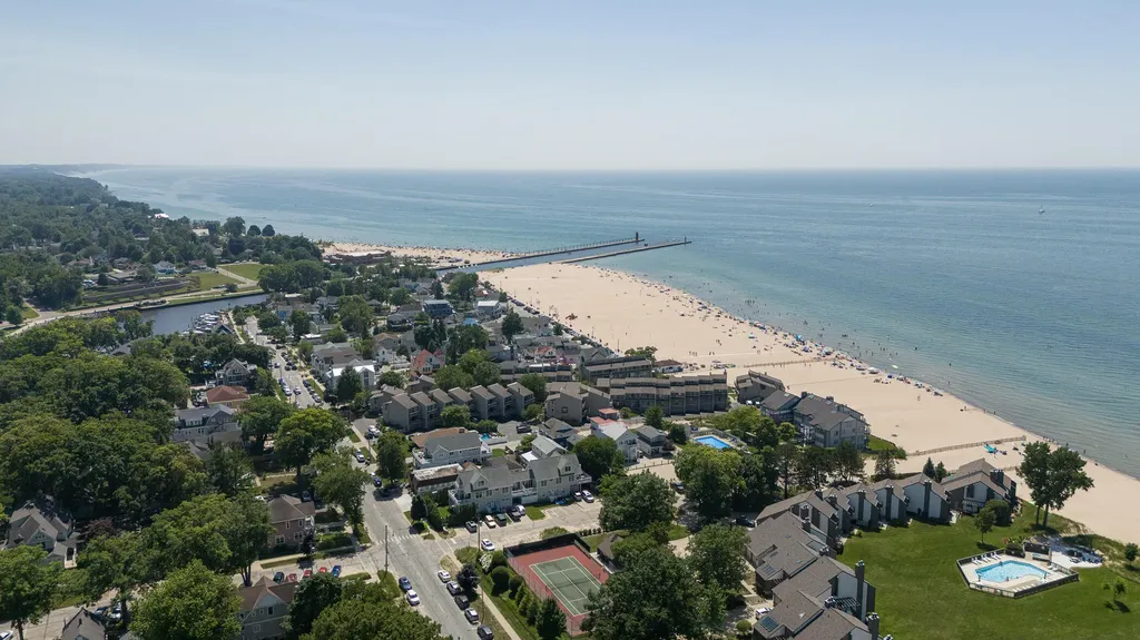 223 N Shore Drive South Haven City MI 49090