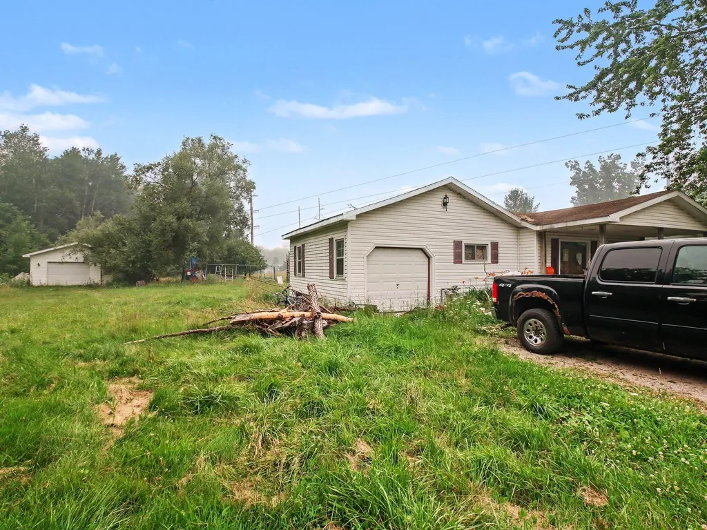 1491 Lake Winyah Road Alpena City MI 49707