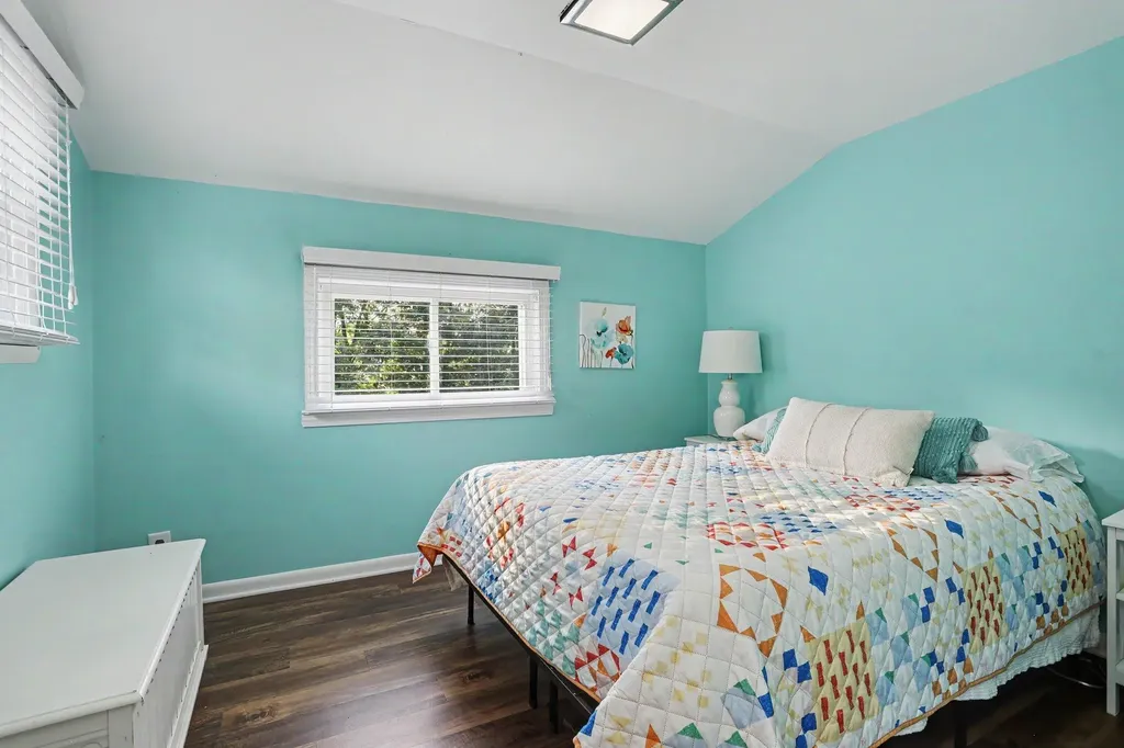 1418 Pinehurst Boulevard Kalamazoo Charter Township MI 49006