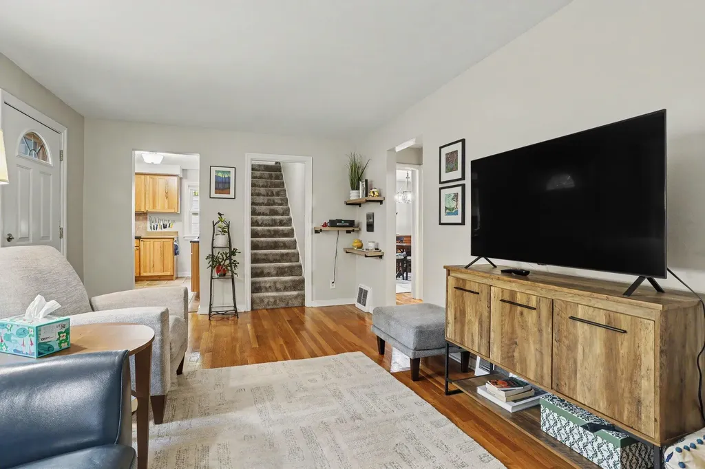 1418 Pinehurst Boulevard Kalamazoo Charter Township MI 49006