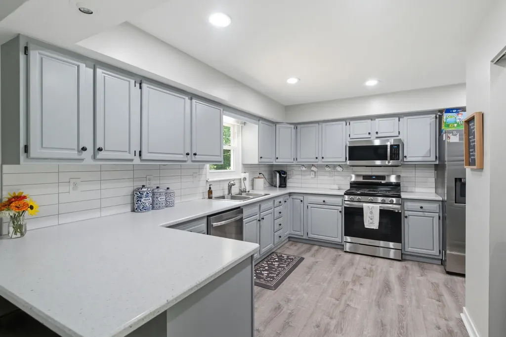 57089 Linda Avenue Lockport Township MI 49093