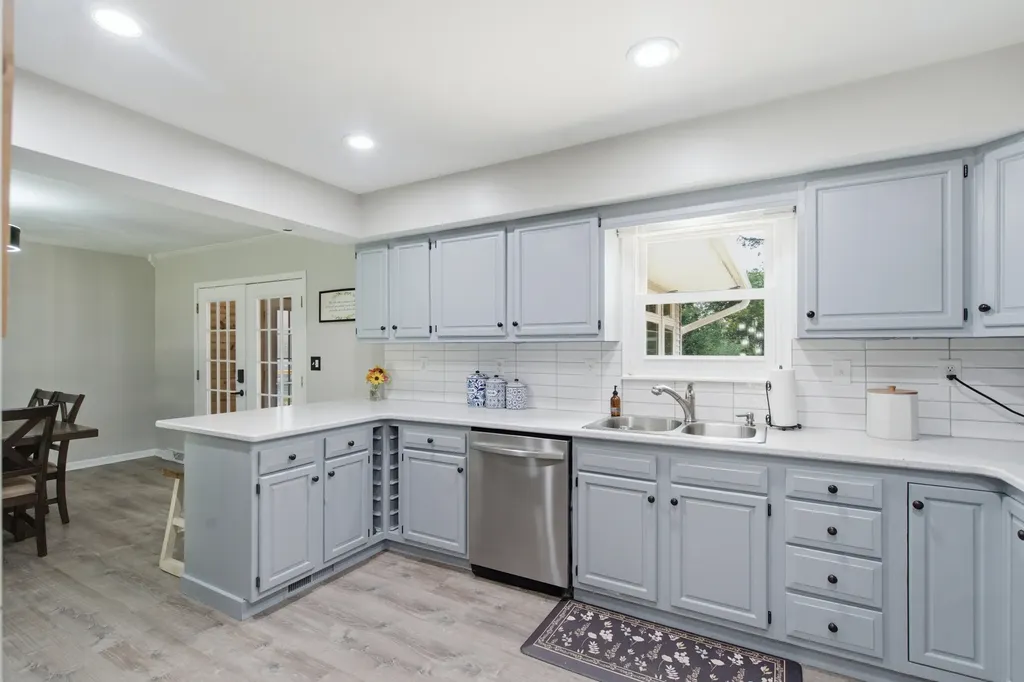 57089 Linda Avenue Lockport Township MI 49093