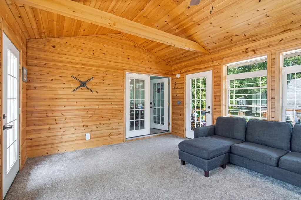 57089 Linda Avenue Lockport Township MI 49093