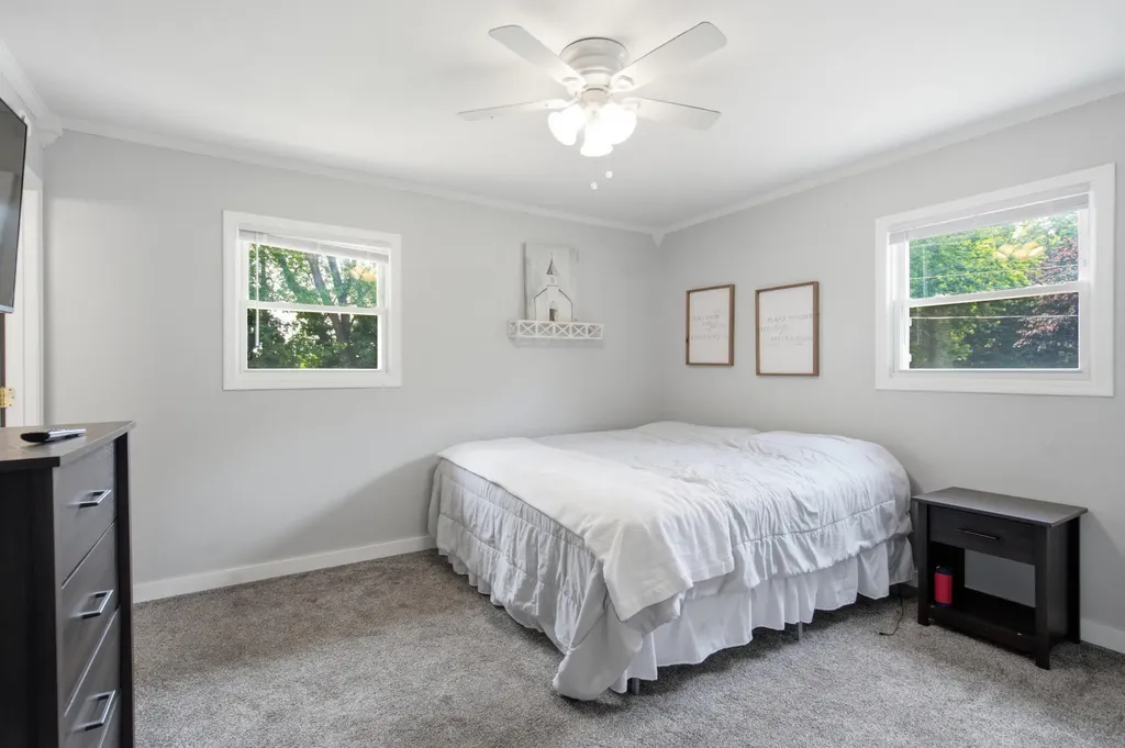 57089 Linda Avenue Lockport Township MI 49093