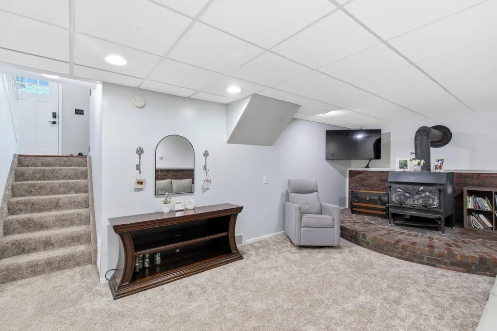 57089 Linda Avenue Lockport Township MI 49093