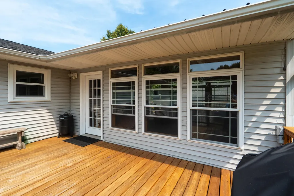 57089 Linda Avenue Lockport Township MI 49093