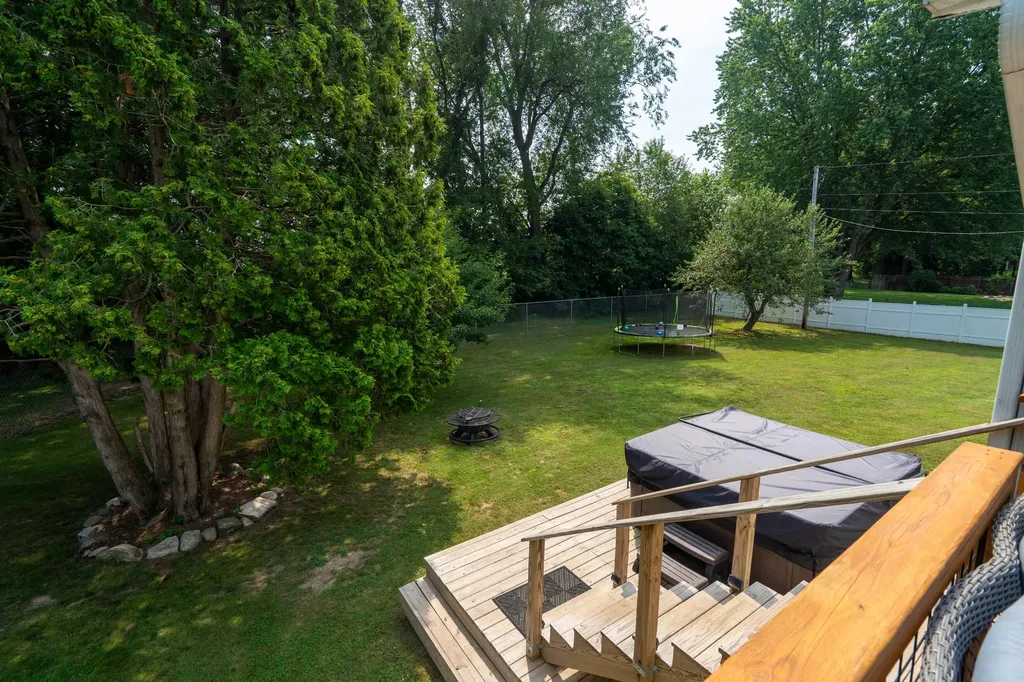 57089 Linda Avenue Lockport Township MI 49093
