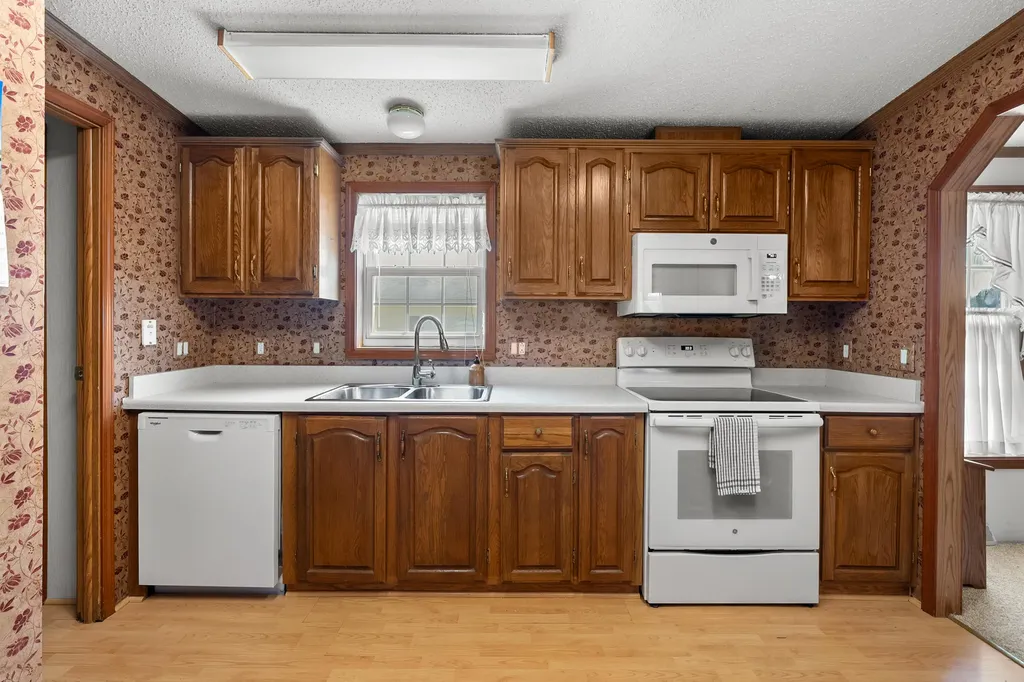 3410 Winter Wheat Road Kalamazoo Charter Township MI 49004