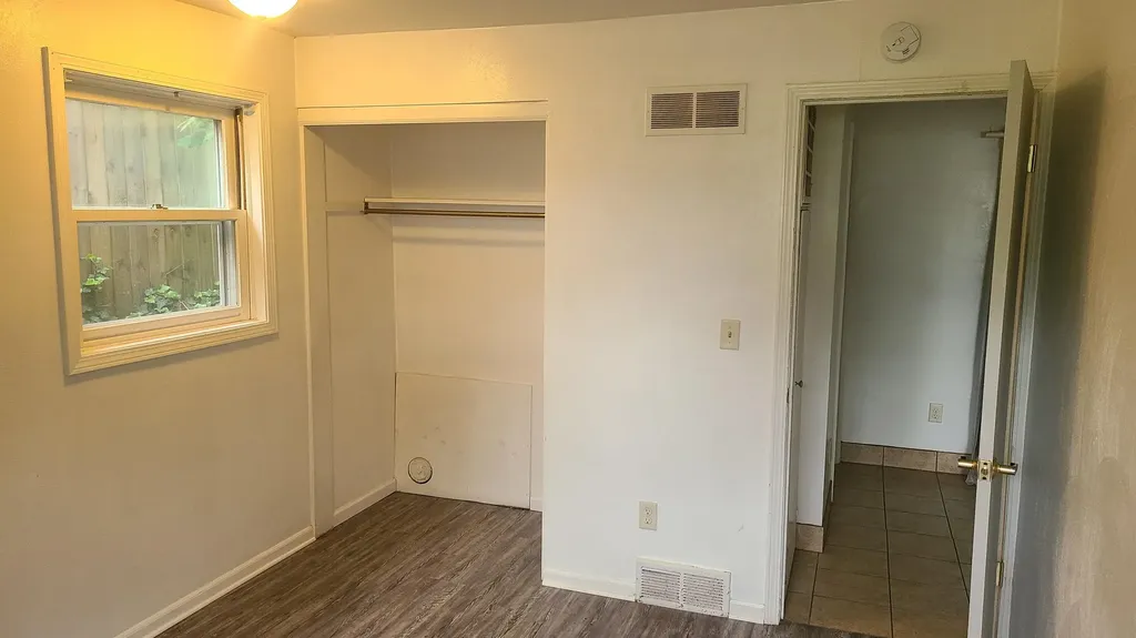 1828 Winton Avenue Kalamazoo City MI 49001