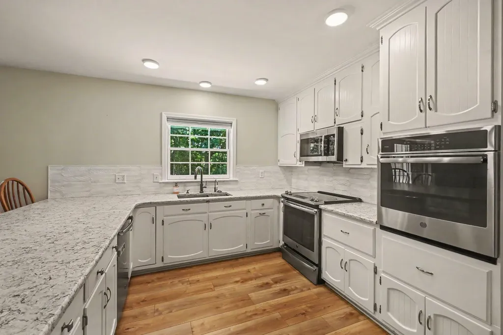 3004 Brandywine Road Kalamazoo City MI 49008