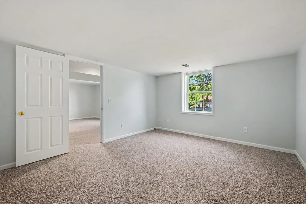 3004 Brandywine Road Kalamazoo City MI 49008